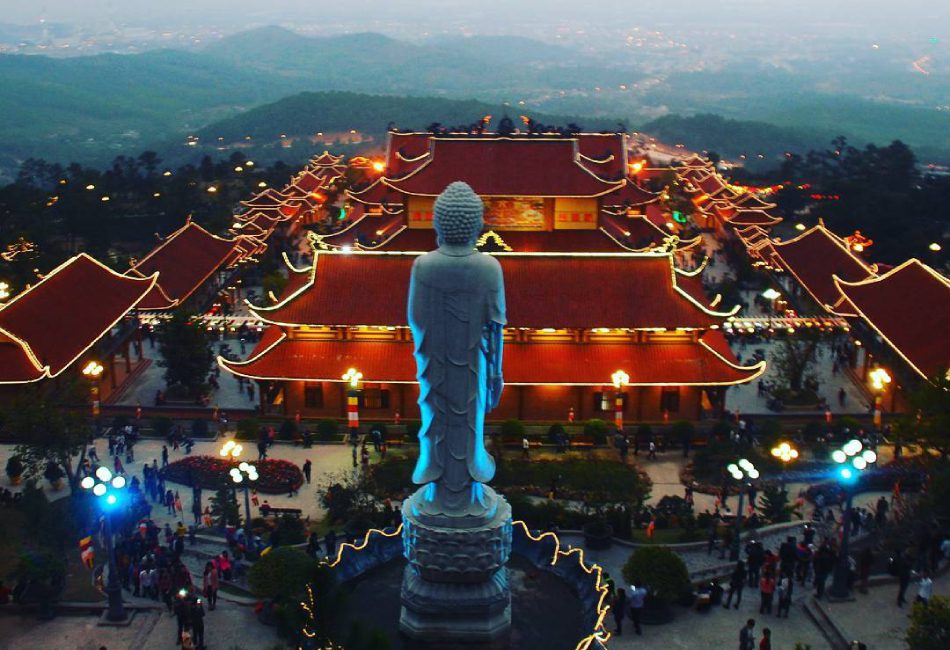 Ba Vang Pagoda