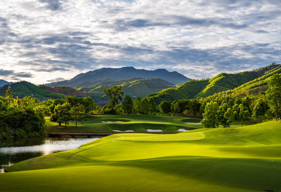 Highlight The 4 Days Deluxe Golf Tour In Da Nang