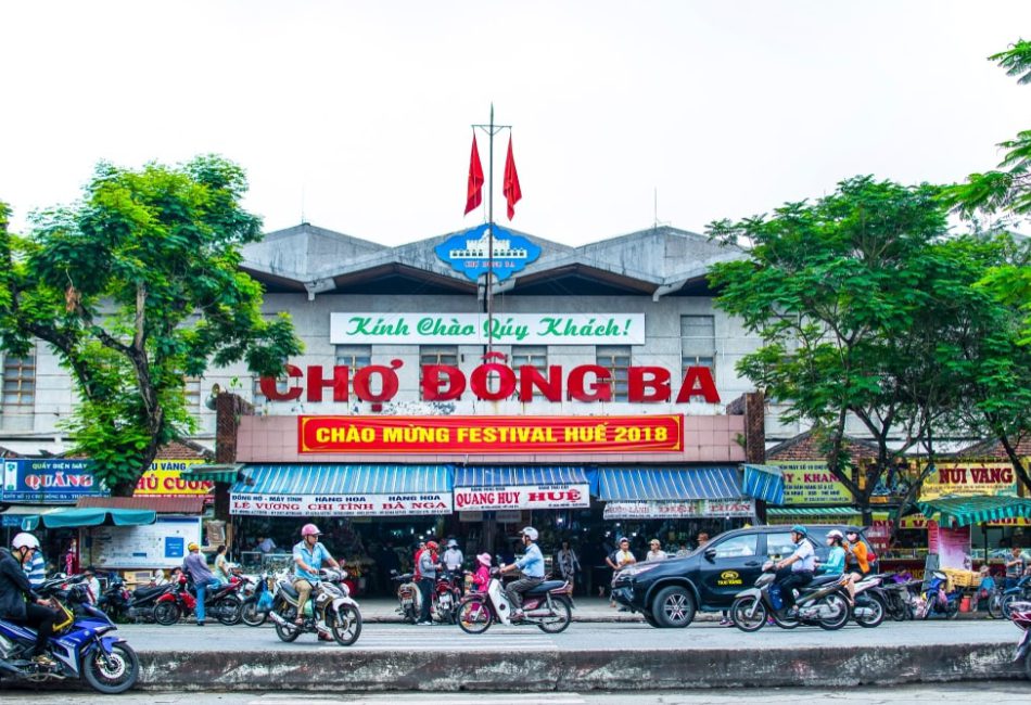 Dong Ba Market