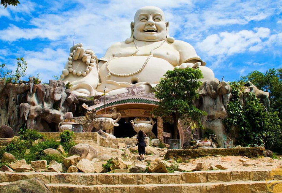 sam mountain in chau doc