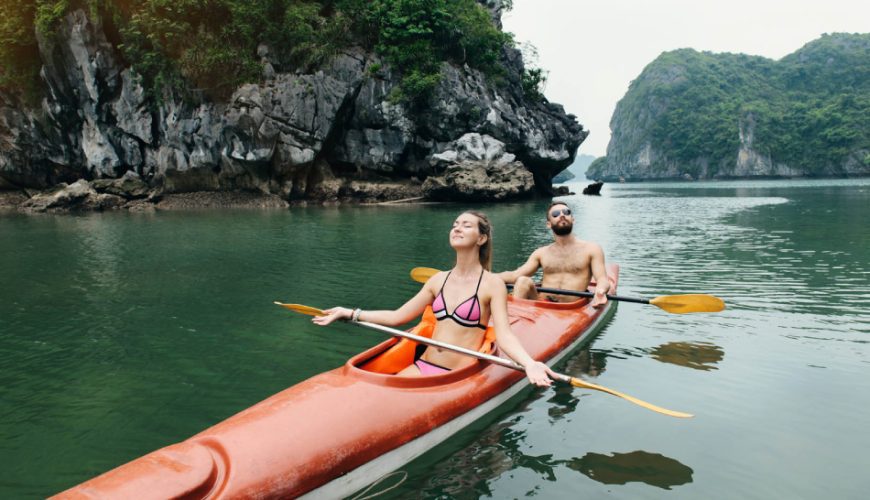 weather in ha long bay