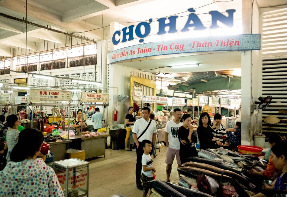 han market in danang