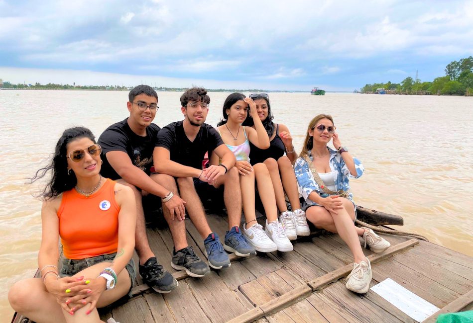 Mekong Delta Tour 2 Days 1 Night – Deluxe Group Tour