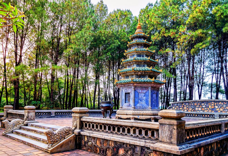 Thich Don Hau Tomb