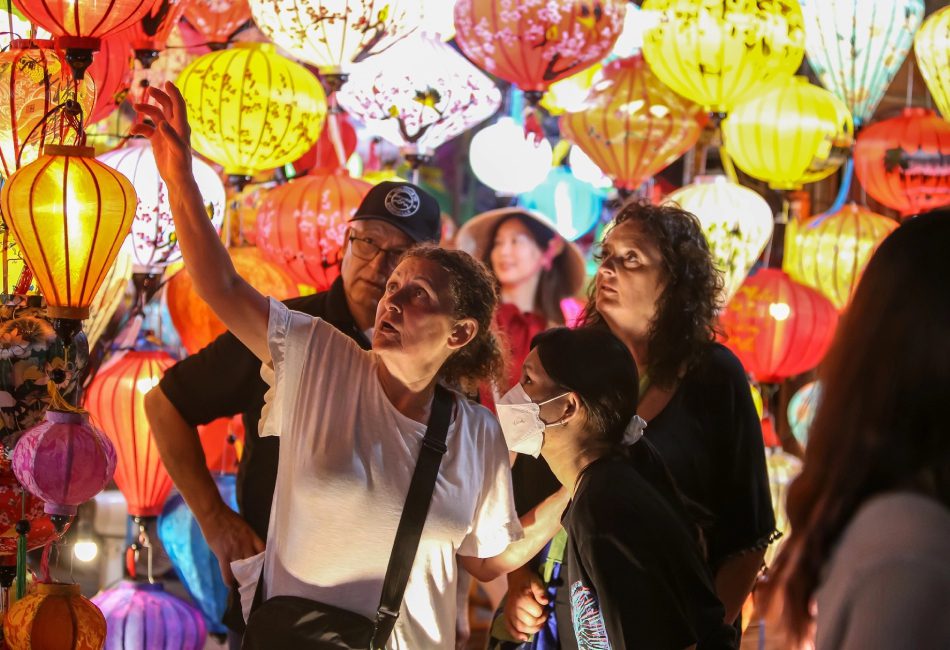lantern market