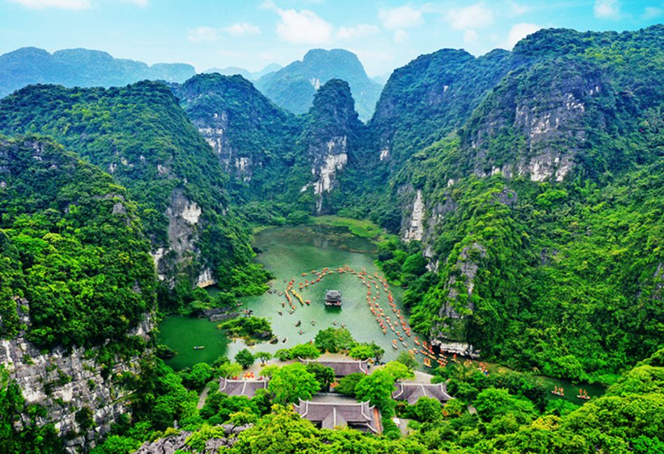 Vietnam 7 Day Tour Package From India: Visit North to Central