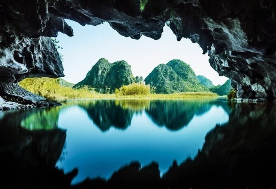 Caves Van Long nature reserve