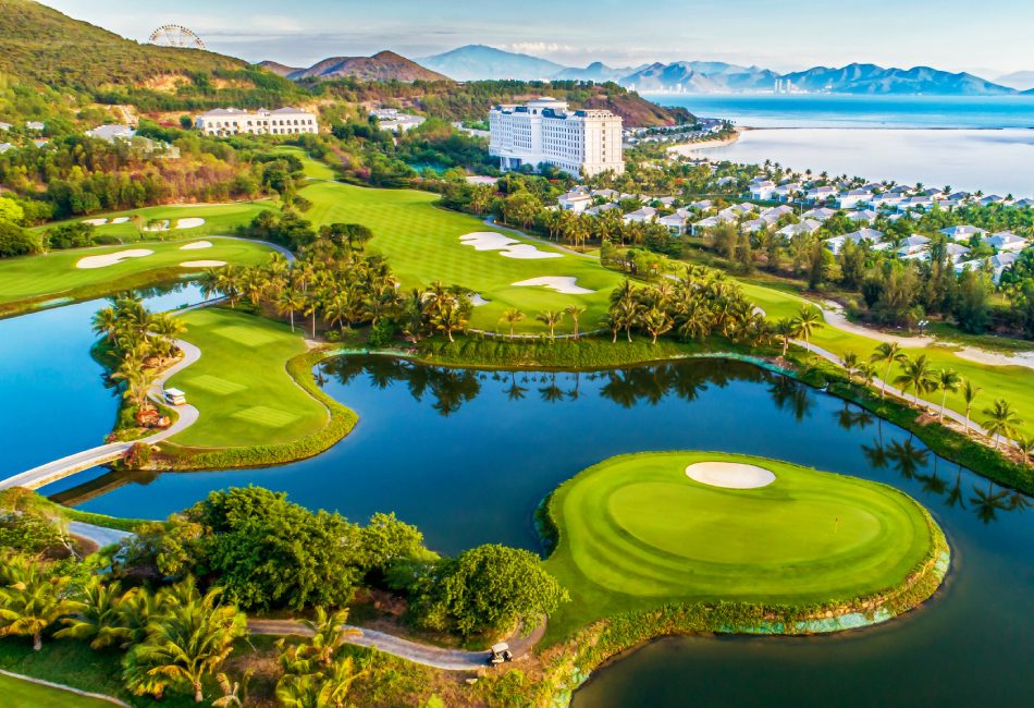 Highlight The 4 Days Deluxe Golf Tour In Da Nang
