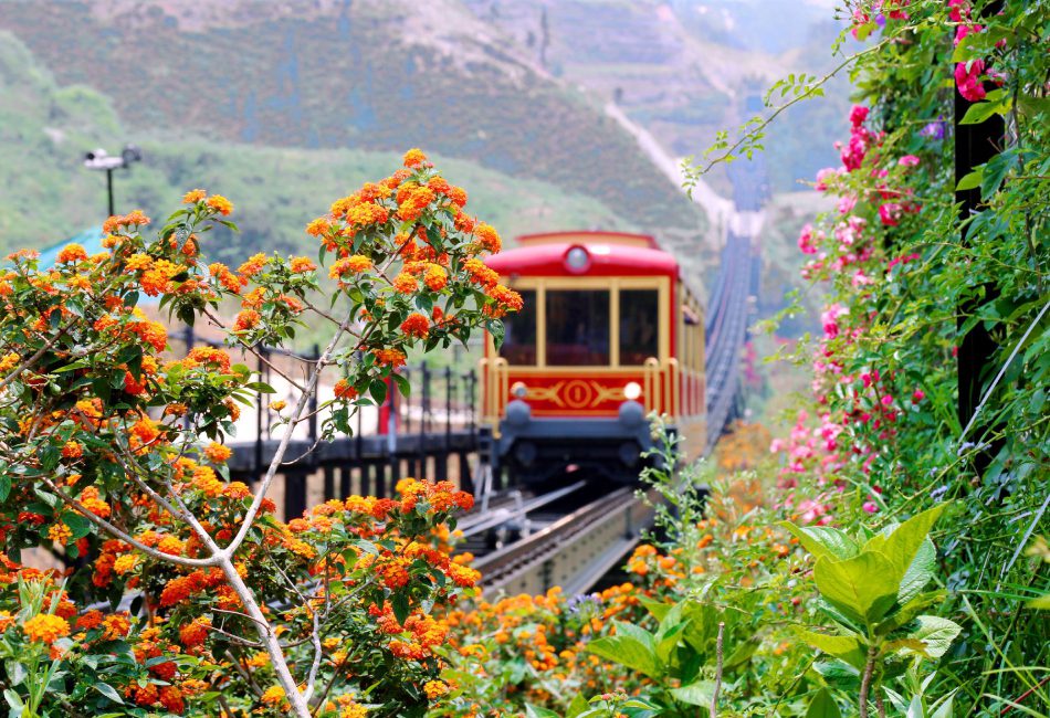 Muong Hoa funicular ride